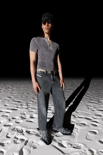 Look 3
